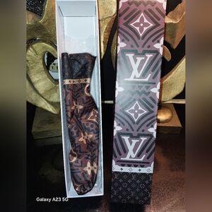 Louis Vitton umbrella box and umbrella cover / short